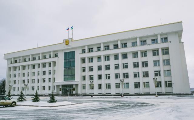 В правительстве Башкирии обсудили задолженность по зарплате на крупном предприятии