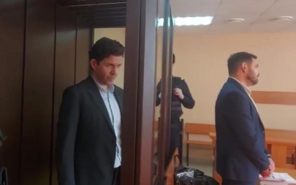 Бывшего помощника прокурора в Уфе арестовали по делу о реабилитации нацизма