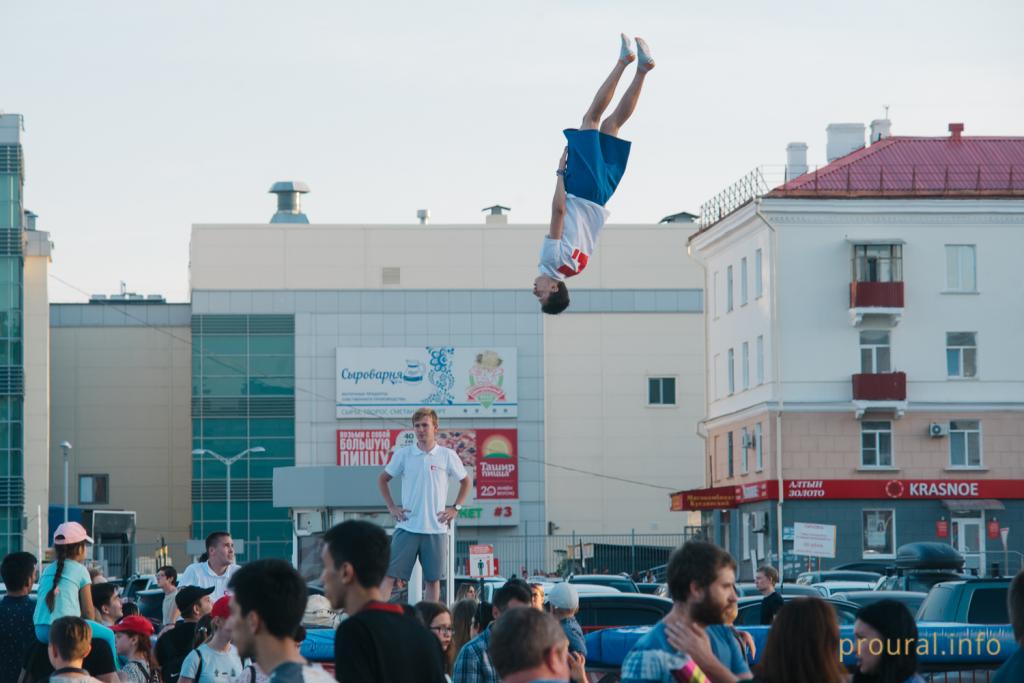 «42 тысячи! Спасибо, что вы с нами!»: в Уфе грандиозно прошел День болельщика 