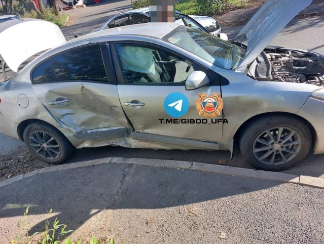 Двое пострадали в ДТП на Российской в Уфе