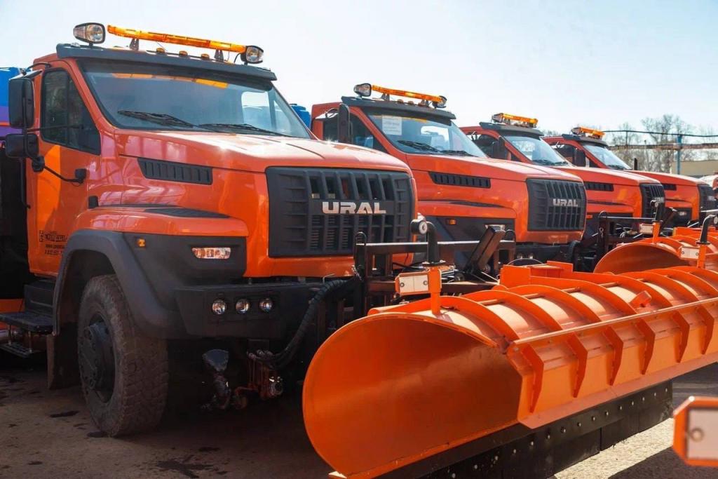 Мэр Уфы сообщил о поступлении новой коммунальной техники  