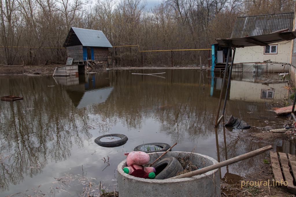 В Иглинском районе из-за паводка перекрыли дорогу