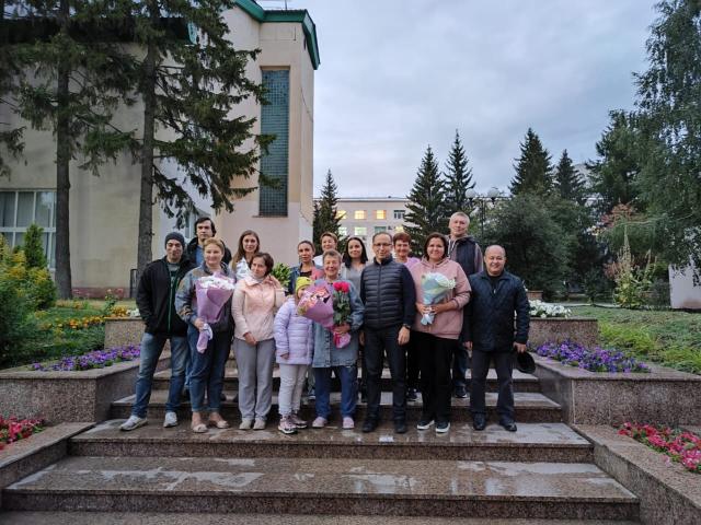 В Башкирии встретили вернувшихся из ЛНР врачей