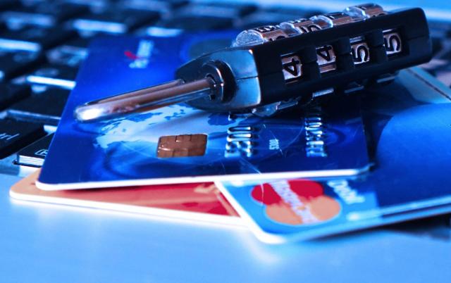 Банду хакеров в Башкирии отправили за решетку за кражу денег через фишинговые сайты