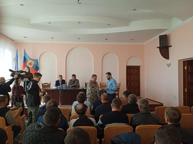 Жителя Белорецка наградили в Луганской народной республике