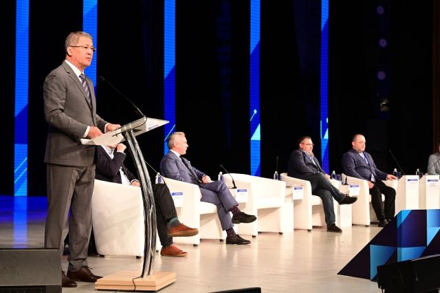 Хабиров объявил о новой республиканской премии для журналистов