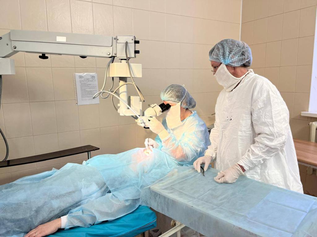 Врачи в Башкирии спасли глаз пациента после тяжелой травмы