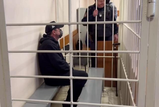 Главу «Госстроя» Кирилла Бадикова приговорили к реальному сроку