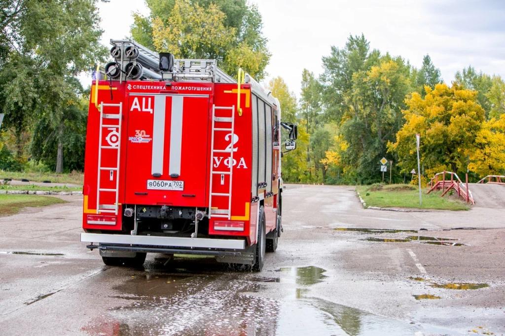 Из уфимской школы эвакуировали 576 человек из-за задымления