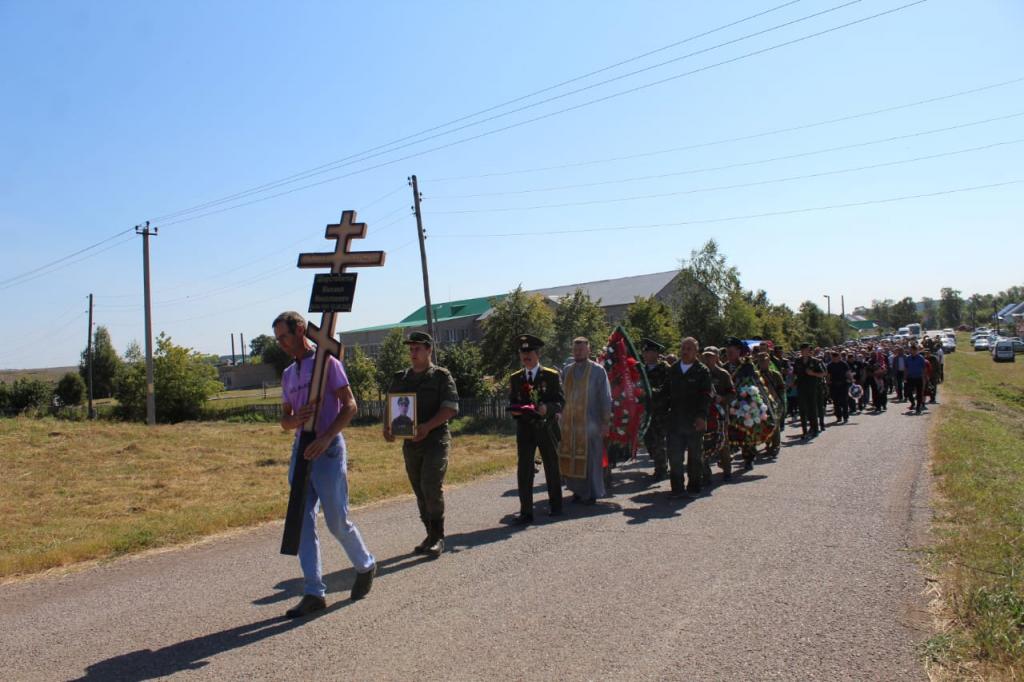 В Башкирии состоялась церемония прощания с погибшим в ходе спецоперации на Украине Михаилом Шерстобитовым