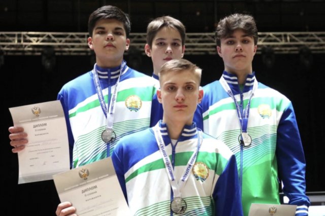 Молодые рапиристы из Башкирии взяли серебро на первенстве России по фехтованию