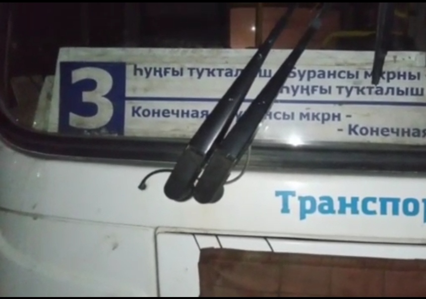 В Учалах автобус насмерть переехал лежавшего на дороге мужчину