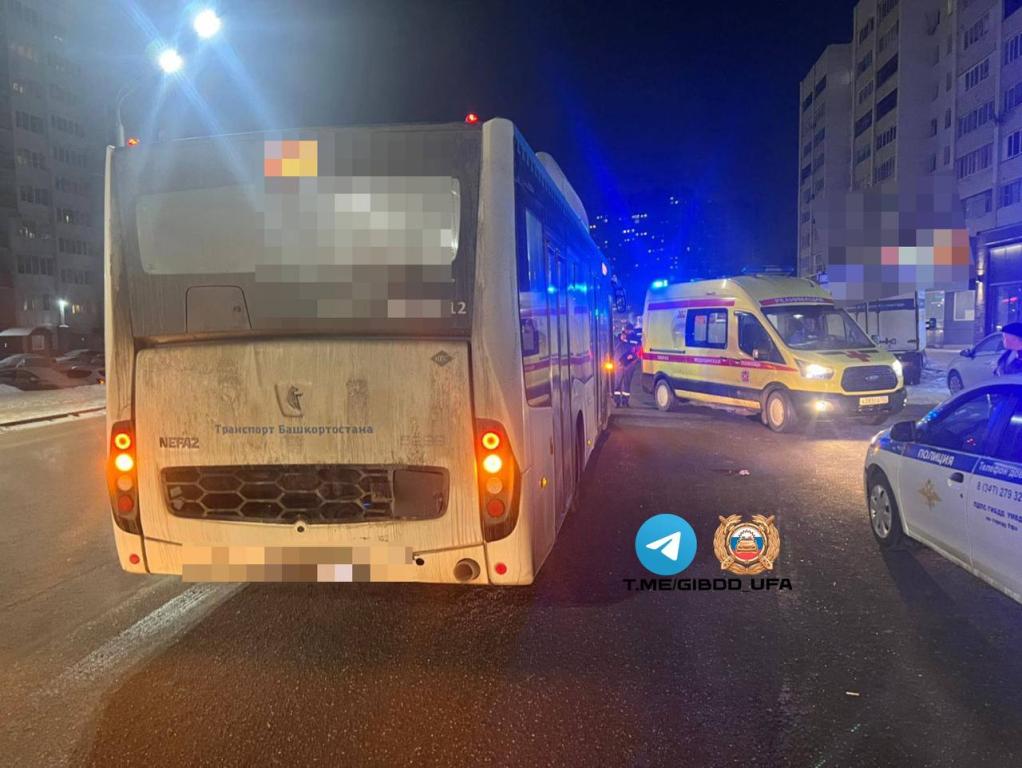 В Уфе автобус «НефАЗ» сбил пенсионера