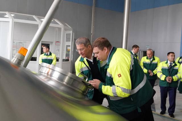 Хабиров поддержал планы варить пиво «Шихан» из башкирского ячменя