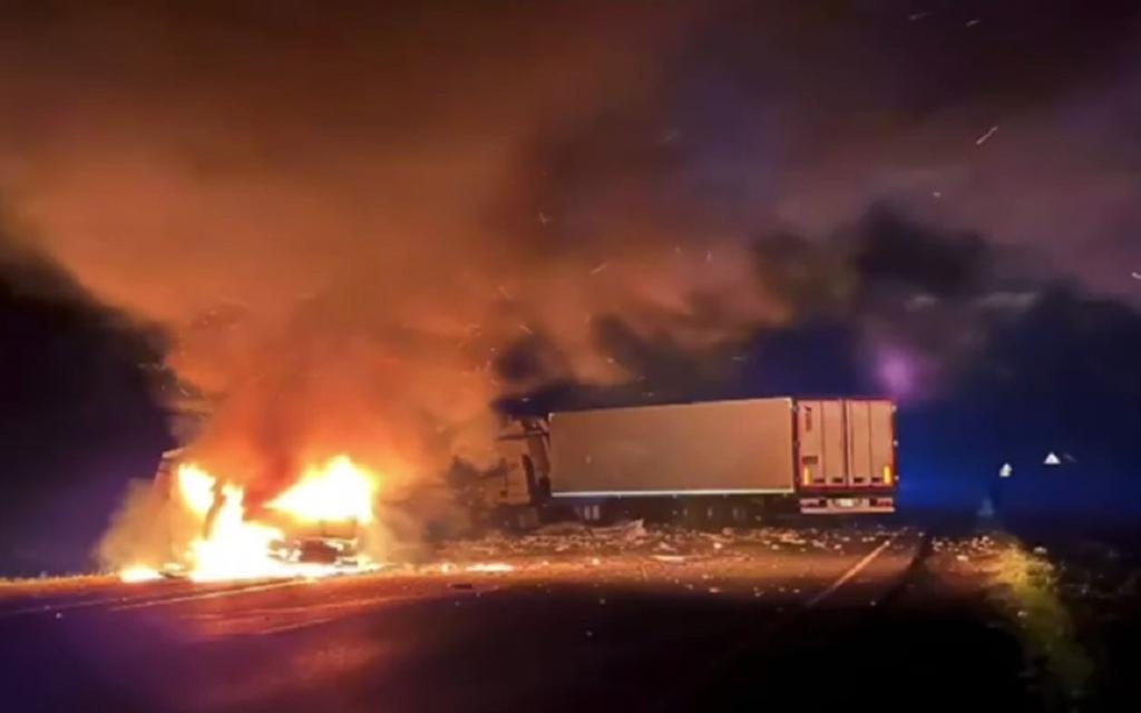 Один погиб и двое пострадали в столкновении двух грузовиков в Башкирии