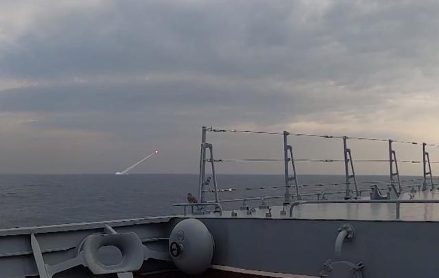 Подводная лодка «Уфа» запустила две крылатые ракеты в Японском море