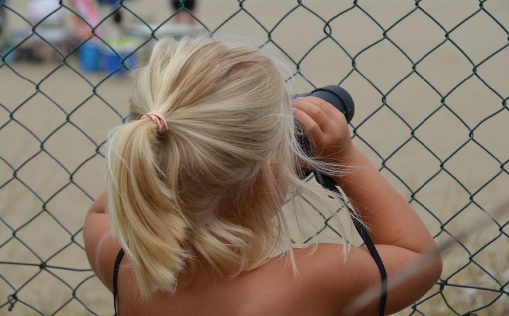 Жительницу Уфы будут судить за установку жучков на машины бывшего парня