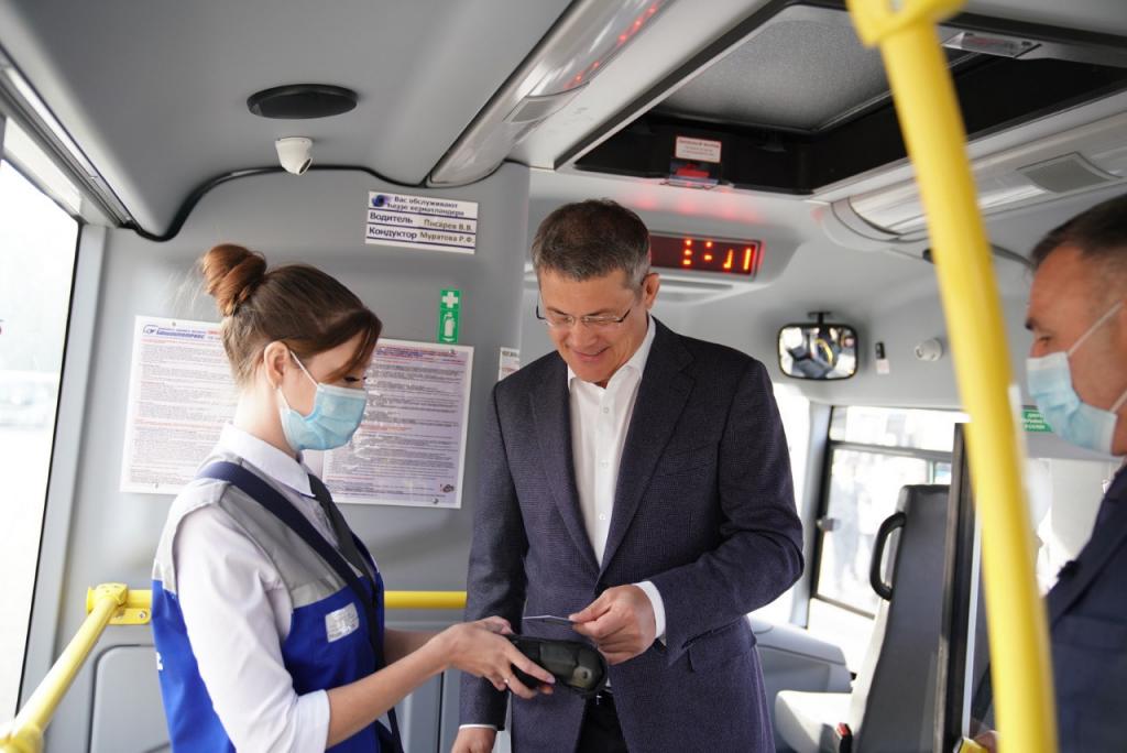 По улицам Уфы начнут ездить 35 новых автобусов