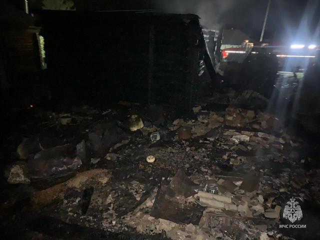 В Башкирии при пожарах за сутки погибли двое мужчин