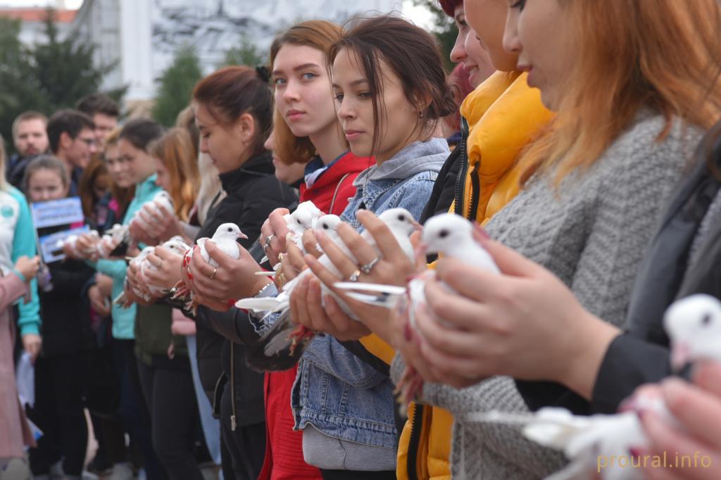 В Уфе почтили память погибших во время захвата террористами школы в Беслане