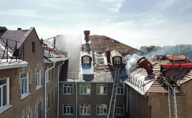 В Уфе произошел пожар в закрытой на ремонт школе