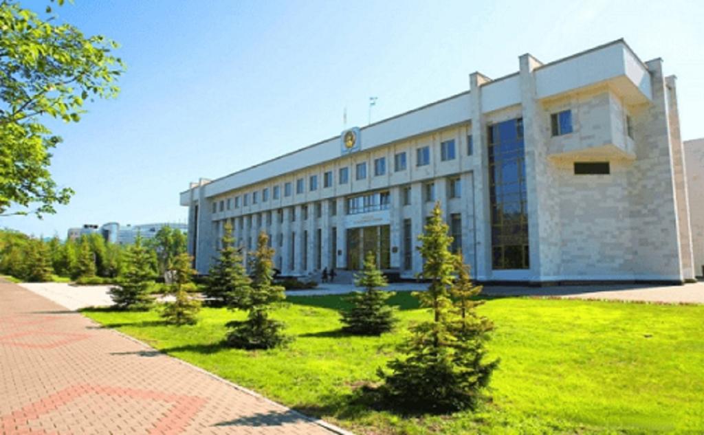 Гражданам стран, где можно менять пол, запретили усыновлять детей в Башкирии