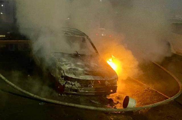 На Гази Загитова в Уфе сгорела иномарка