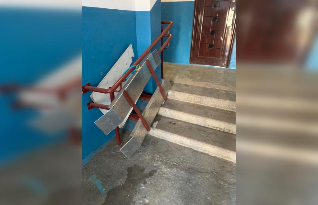«На коленях поднималась по ступенькам»: жительница Стерлитамака рассказала как страдает инвалид из ее подъезда