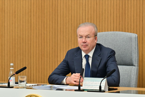 Премьер-министр Башкирии Андрей Назаров принял участие в акции "Ёлка желаний"