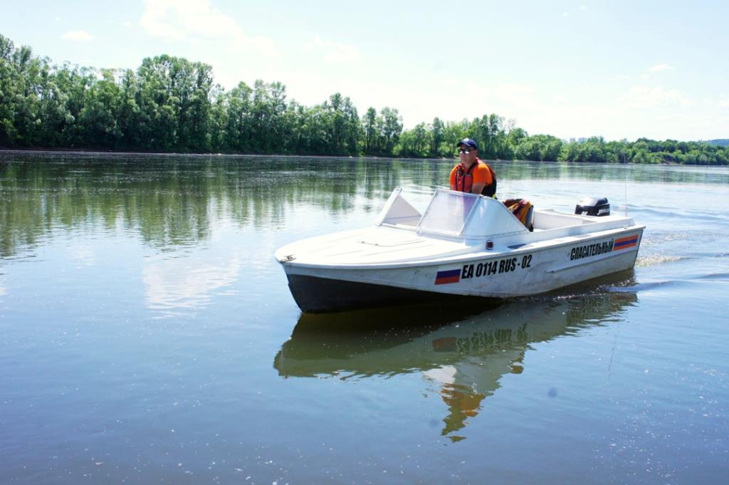 В Уфе спасли двух тонущих мужчин