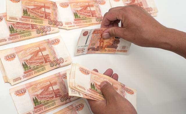 В Уфе мужчину заставили выплатить восьмилетнему сыну полмиллиона рублей