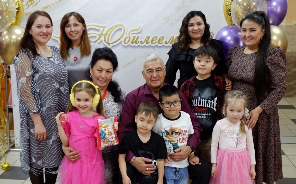 Госсобрание приняло в первом чтении закон о праздновании Дня многодетной семьи