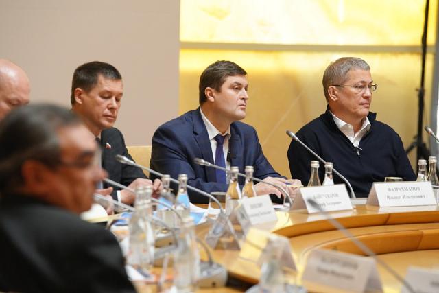 Хабиров предложил учредить в Башкирии День садовода