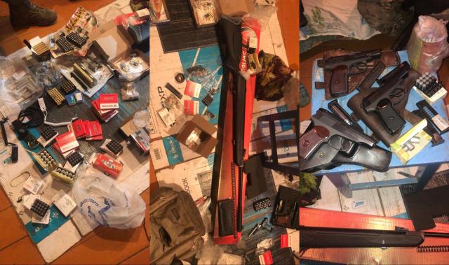 Видео: ФСБ ворвалась в квартиру жителя Башкирии, хранившего взрывчатку и оружие