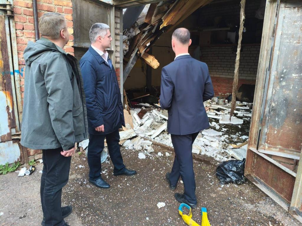 В помещении на Зорге в Уфе обрушилась крыша