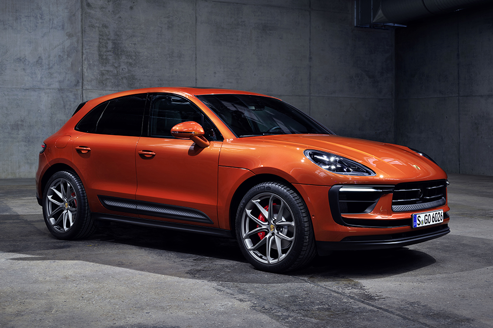 В Уфе не смогли продать два Porsche по цене «Лады»