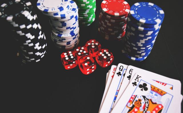 Хозяек подпольного покерного клуба будут судить в Уфе