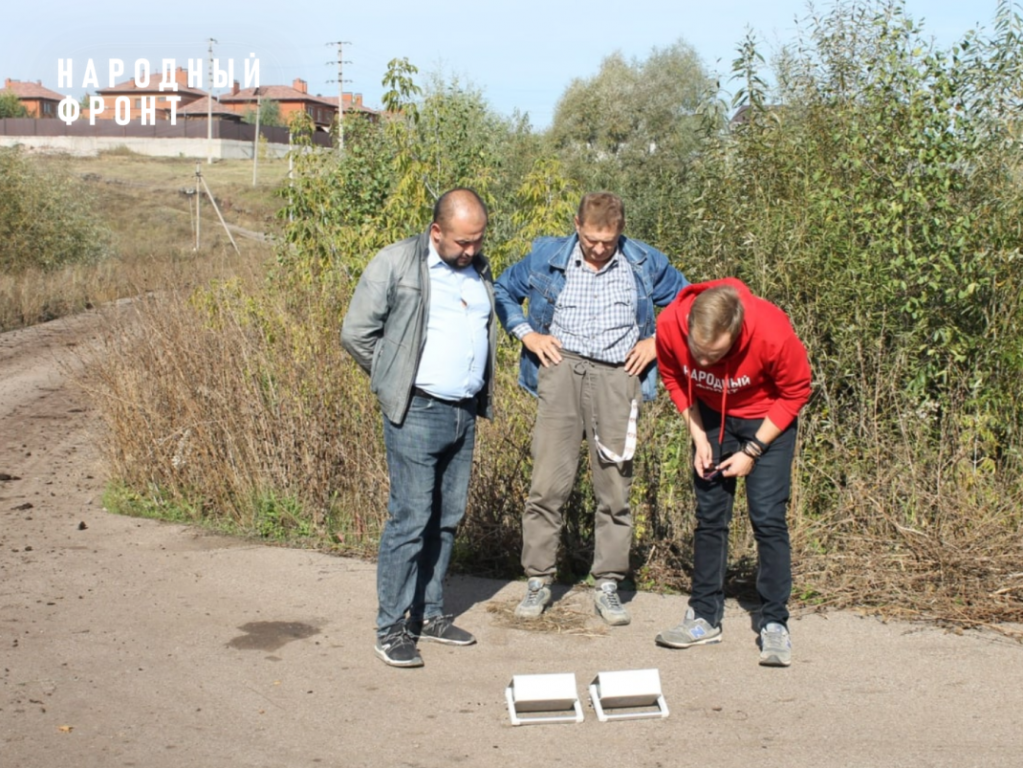 Канализационный смрад: общественники Башкирии проверили воздух в селе Чесноковка