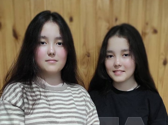 В Башкирии 14-летние близняшки спасли пятерых детей и маму из горящего дома