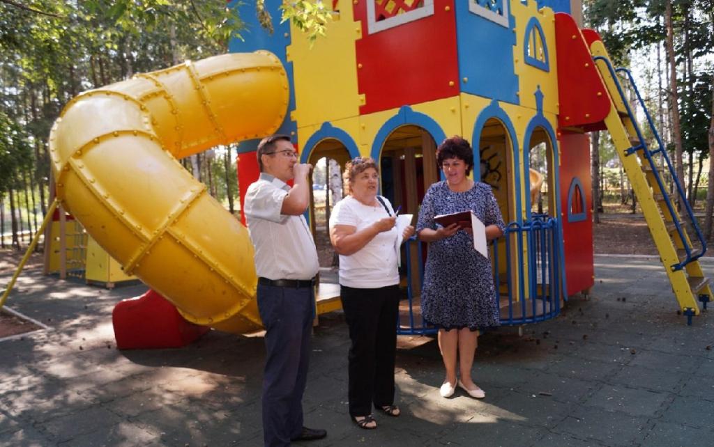 В Башкирии проверят безопасность детских площадок