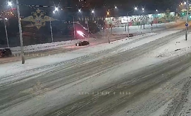 В Уфе задержали водителя, устроившего ночной дрифт с фейерверками