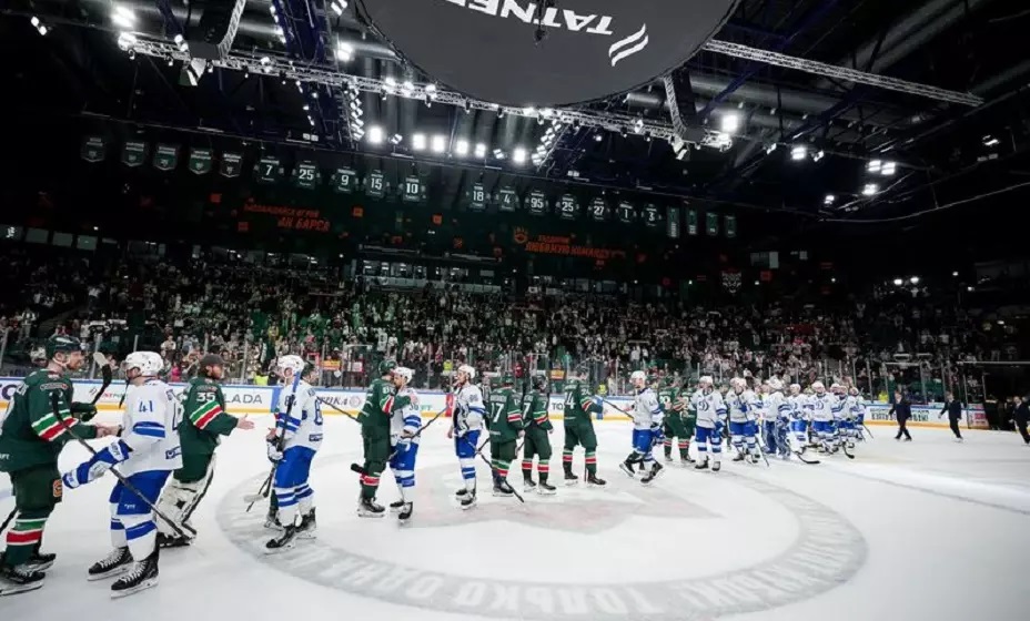 Нападающий «Салавата Юлаева» Александр Хмелевский переходит в «Ак Барс»