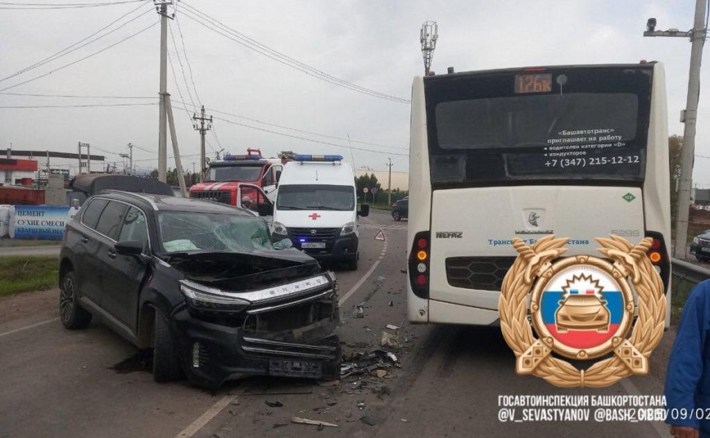 Под Уфой расследуют причины аварии с автобусом с 25 пассажирами