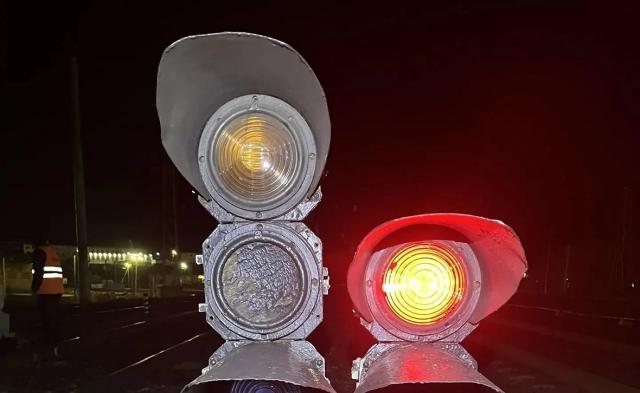 На подростка в Башкирии завели уголовное дело за разбитый светофор