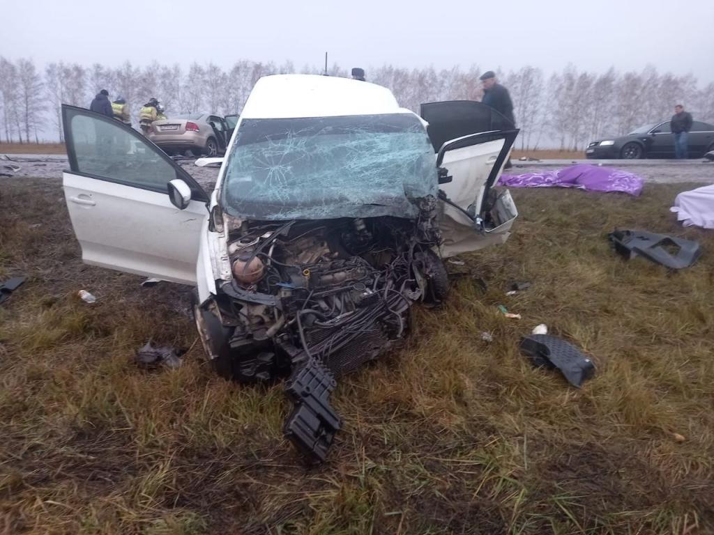 В Башкирии три человека погибли в страшном ДТП