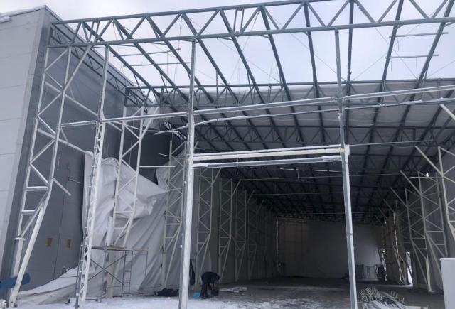 В Уфе рабочий упал с двухметровой высоты и погиб