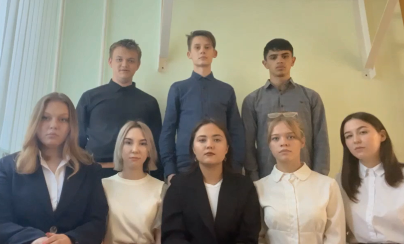 В Башкирии школьники попросили не забирать на СВО их учителя