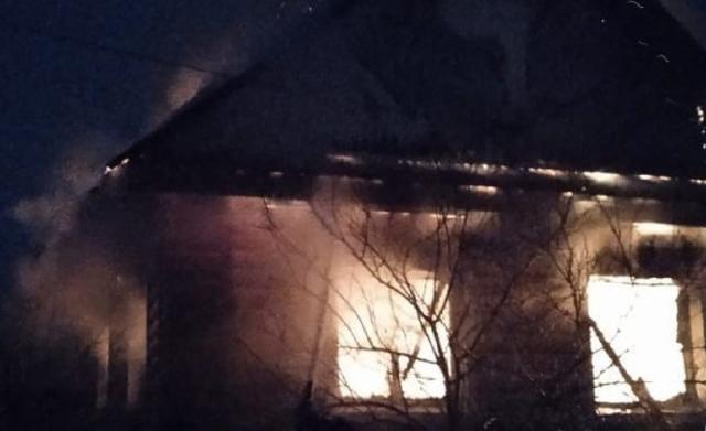 Пожилая женщина погибла при пожаре в многоквартирном доме в Башкирии