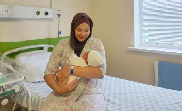 В Уфе мать и дочь родили в один день