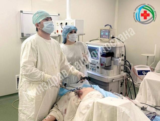 Врачи в Башкирии удалили пациентке гигантскую кисту яичника